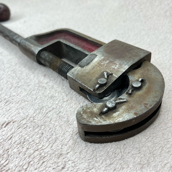 Vintage Reed Manufacturing 3-Wheel Pipe Cutter-Heavy Duty-Vtg-Retro-Mid Century - Picture 4 of 16